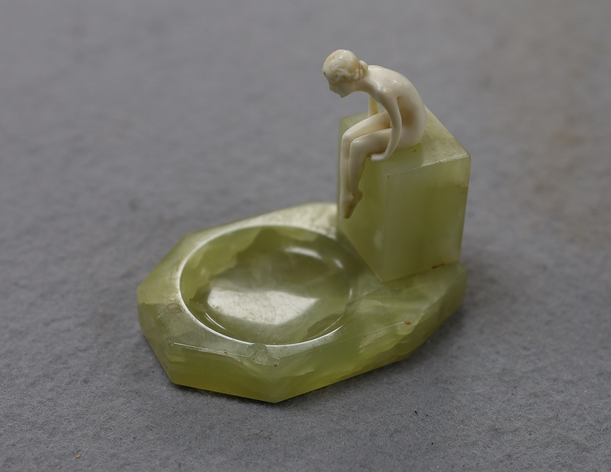 Attributed to Ferdinand Preiss (1882–1943), Art Deco ivory and onyx figural ash tray, 7cm deep